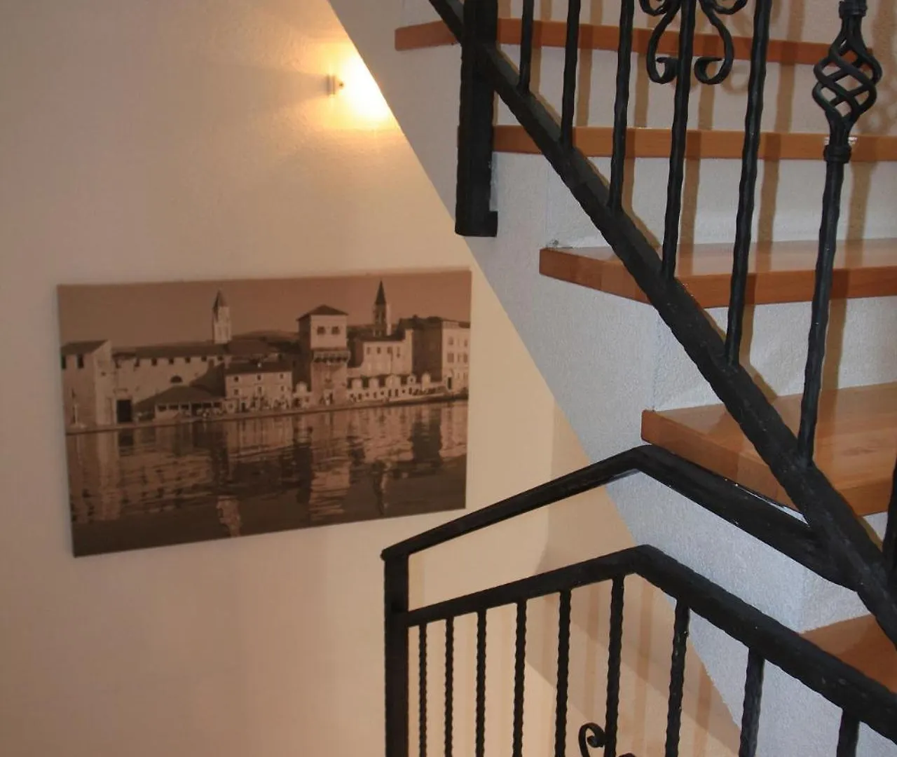 Villa Kapar - Apartment Gajeta 特罗吉尔